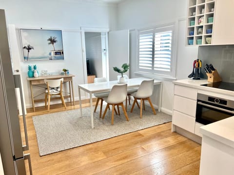 Dining area, kitchen