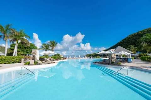 Pool view, Swimming pool, sunbed