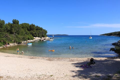 Seaside holiday house Artatore, Losinj - 17102 House in Mali Losinj