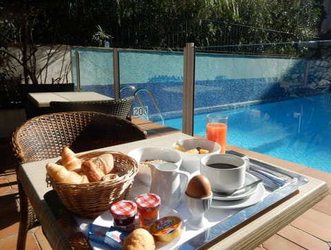 Patio, Swimming pool, Breakfast