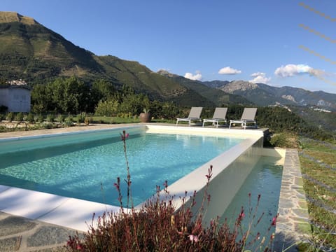 Luxurious Holiday Home in Bagni di Lucca with Pool House in Emilia-Romagna