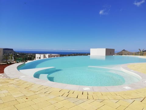 Garden, Balcony/Terrace, Garden view, Landmark view, Mountain view, Pool view, Sea view, Swimming pool