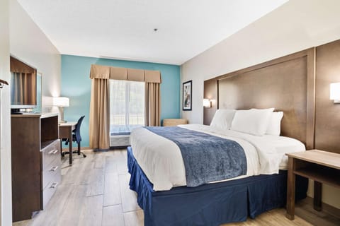 Blue Water Inn & Suites BW Signature Collection Hôtel in North Topsail Beach
