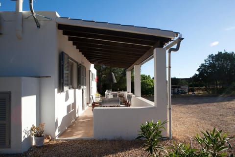3 bedrooms house with enclosed garden at Formentera 5 km away from the beach House in Formentera