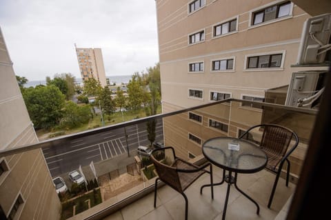 View (from property/room), Balcony/Terrace, Sea view