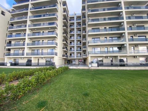 Property building, Garden, Garden view, Inner courtyard view