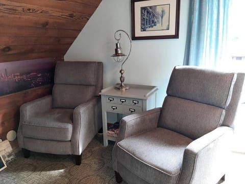 Living room, Internal: Not applicable to any particular room