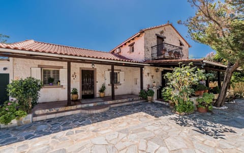 JPS stone villa Chalet in Peloponnese, Western Greece and the Ionian