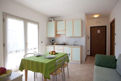 RESIDENCE VILLA ARANCI Appartamento in Limone Sul Garda