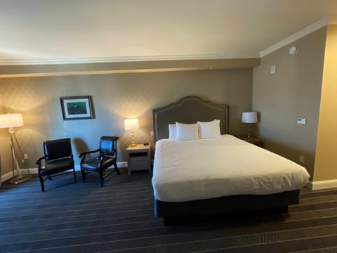 Majestic Inn and Spa Hotel in Anacortes