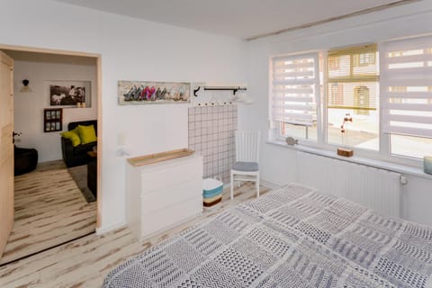 Ziegenmarktidylle im zweitältesten Haus von Röbel Apartment in Röbel