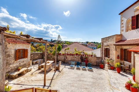 Property building, Day