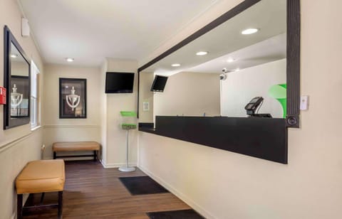 Extended Stay America Select Suites - Charlotte - Tyvola Rd - Executive Park Hotel in Charlotte