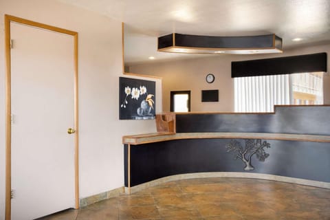 Lobby or reception, On site