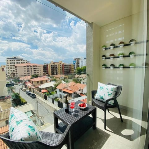 Property building, Patio, Day, View (from property/room), Balcony/Terrace, Seating area, Dining area