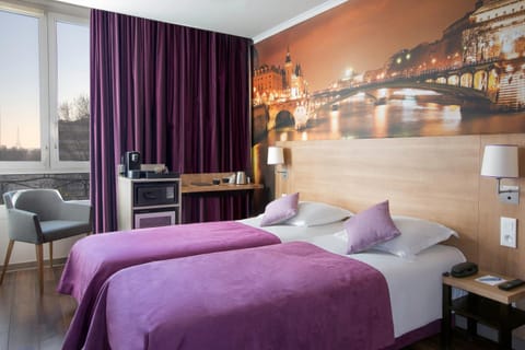 Best Western Rives de Paris La Defense Hôtel in Courbevoie