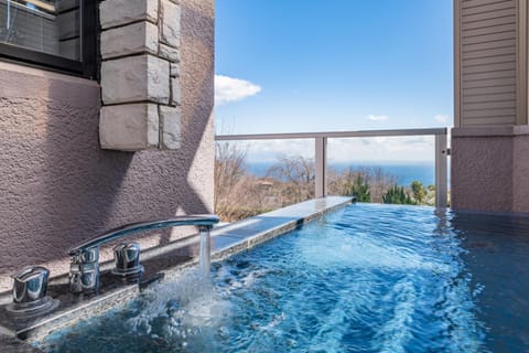 Hot Spring Bath, Photo of the whole room, Open Air Bath