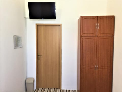 TV and multimedia, wardrobe