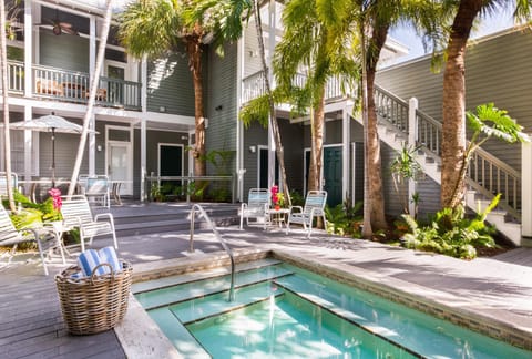 Patio, Garden, Seating area, Swimming pool, Swimming pool