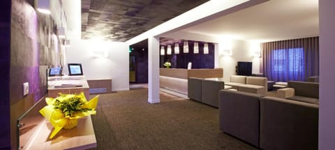 Lobby or reception, Lobby or reception, Lounge or bar