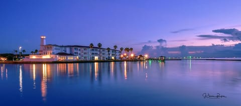 Lighthouse Inn at Aransas Bay Hotel in Rockport