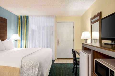 Days Inn & Suites by Wyndham Wildwood Motel in Wildwood