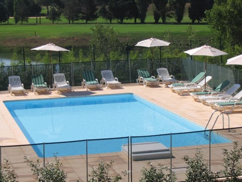 Residhotel Golf Grand Avignon Aparthotel in Vedène