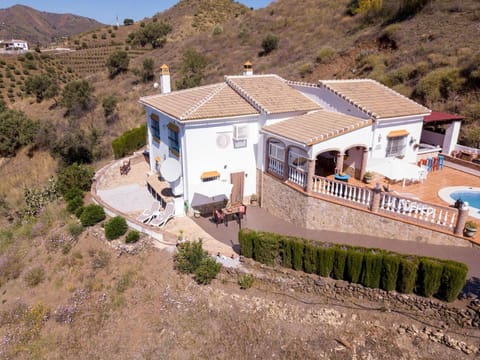 Property building, Natural landscape, Mountain view