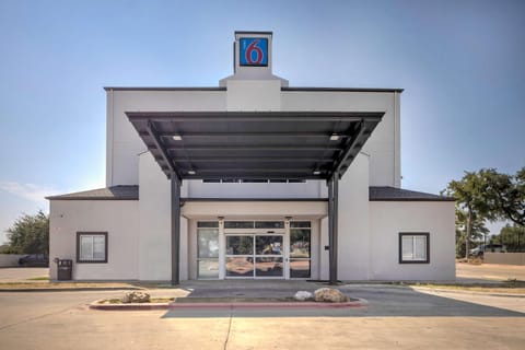 Motel 6-Cedar Park, TX Hôtel in Leander