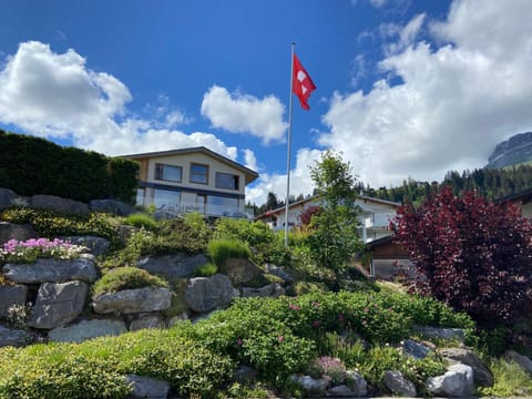 Property building, Neighbourhood, Summer, Garden, Garden view