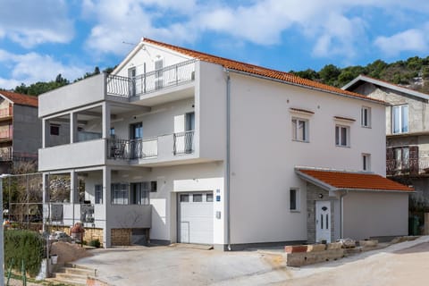 Apartments Tanya Condo in Šibenik