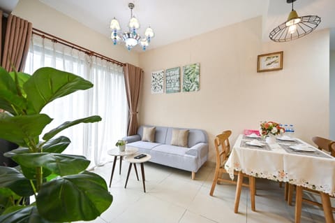 High Class 2 Bedrooms Masteri Thao Dien Apartment, Fully Furnished With Full Amenities Condominio in Ho Chi Minh City