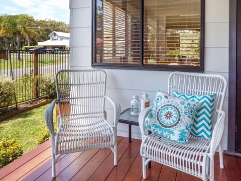 Beach House House in Hawks Nest