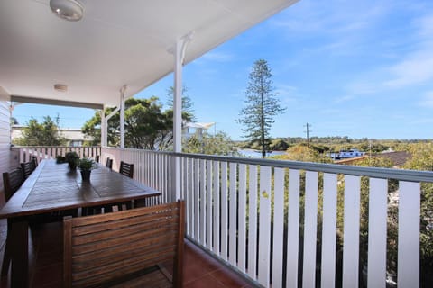 Patch of Paradise Iluka House in Hawks Nest