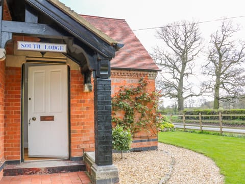 South Lodge - Longford Hall Farm Holiday Cottages House in South Derbyshire District