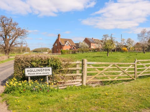 Ardsley Cottage - Longford Hall Farm Holiday Cottages House in South Derbyshire District