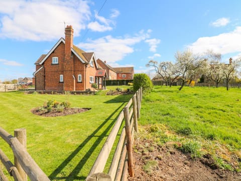 Ardsley Cottage - Longford Hall Farm Holiday Cottages House in South Derbyshire District