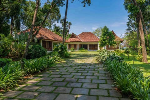 Cheppanam House with Backwater View and Pvt Lawn by StayVista Chalet in Kochi