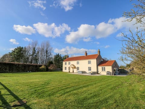 Tuft House House in England