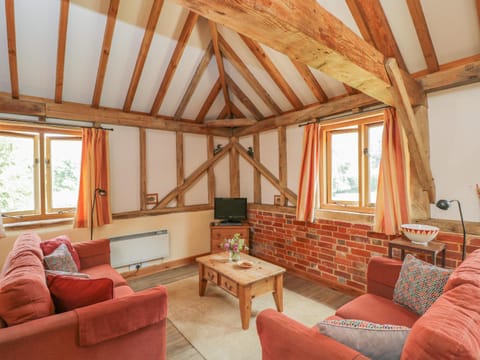 The Old Cart Shed House in East Dorset District