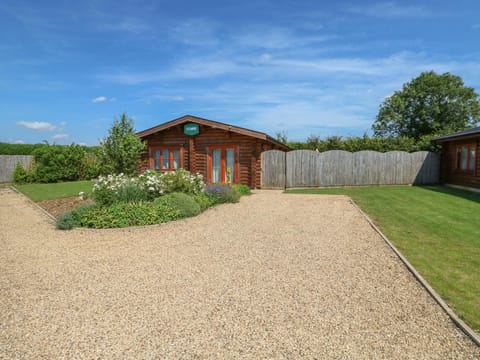 Sycamore Lodge House in South Kesteven District