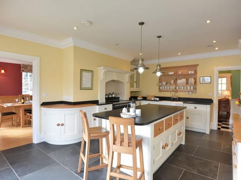 Dinas Noddfa House in Wales