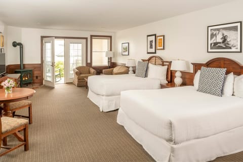 Spruce Point Inn Resort and Spa Resort in Maine
