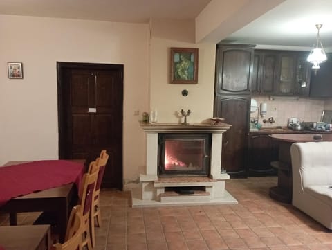 Dining area, Communal kitchen