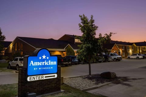 AmericInn by Wyndham Aberdeen Event Center Hotel in Aberdeen