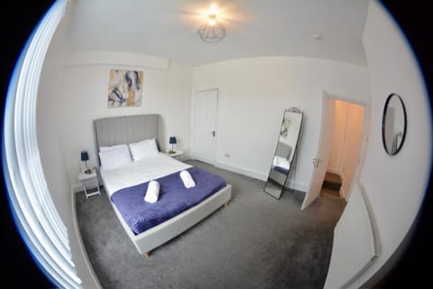 4Bedroom House with Free Wi-fi Near the City Centre Apartment in Sheffield