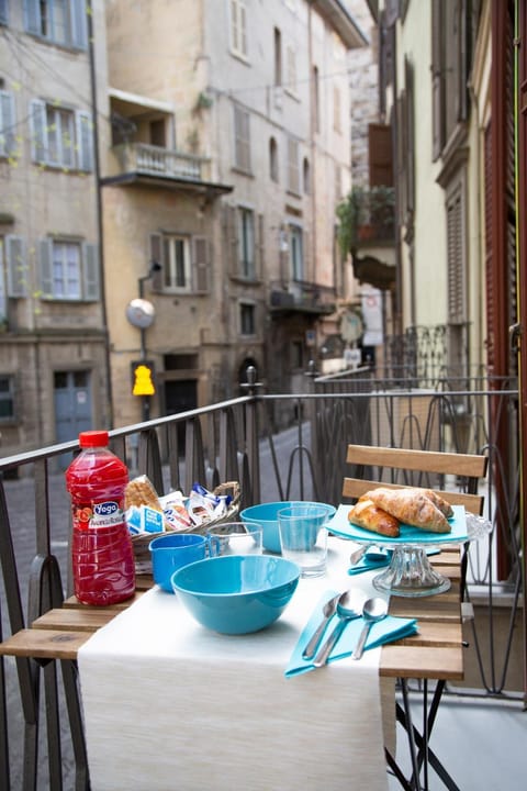 Neighbourhood, Balcony/Terrace, Breakfast