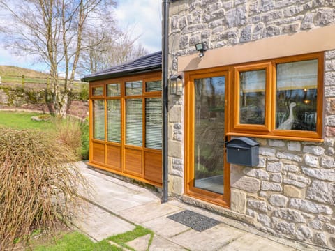 Monk's Cottage House in High Peak District