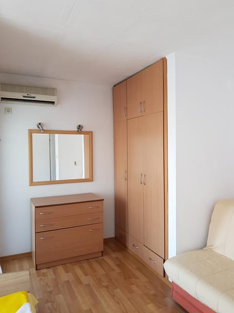 Апартамент Емилия Apartment in Sozopol