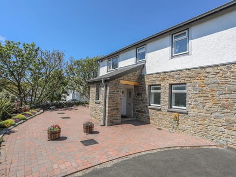 Bwthyn Alberts House in Trearddur Bay
